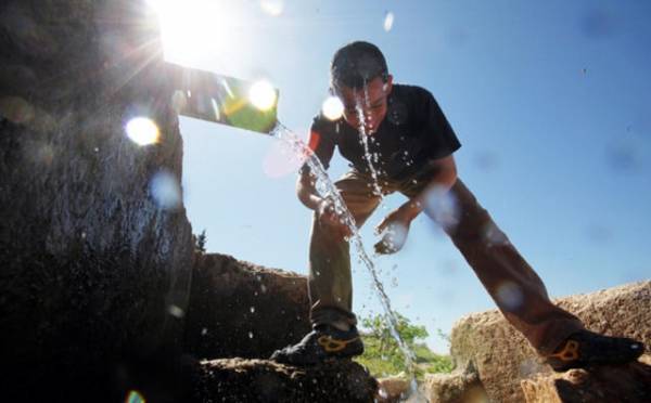 تحذير من ضربات الشمس الاثنين والثلاثاء