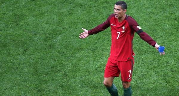 مفاجأة صادمة.. رونالدو أفشل صفقة انتقال لاعب مميز إلى برشلونة !