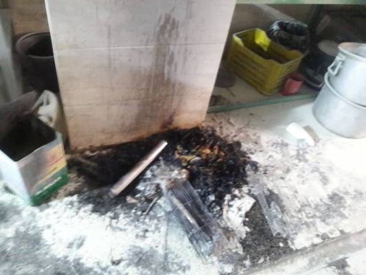 الهاشمي الشمالي ..حريق مطعم بسببتماس كهربائي  صور