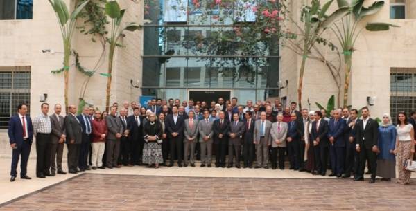 أسرة جامعة الشرق الأوسط تتبادل التهاني بمناسة عيد الأضحى المبارك