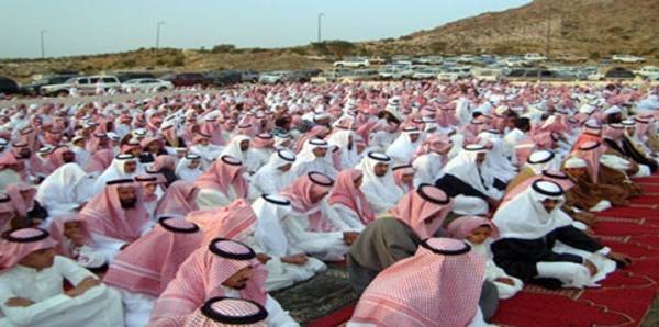 خطيب جمعة في السعودية يفاجئ المصلين بانتصار الأخضر