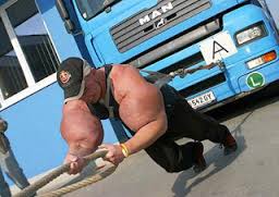 الأولى من نوعها ..بطولة جرّ الشاحنات في الأردن