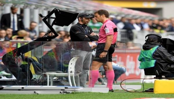 (فيديو) تقنية الفيديو تهدي إنتر ركلة جزاء مشكوكاً في صحتها