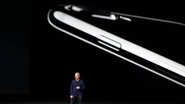 مفاجأة.. هاتف أبل الجديد لن يكون آيفون 8 !