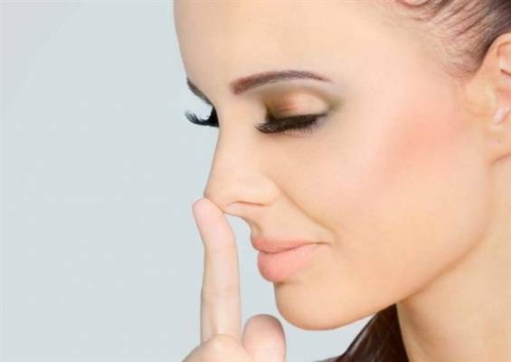 تخلصي من دهون الأنف بهذه الطرق البسيطة!