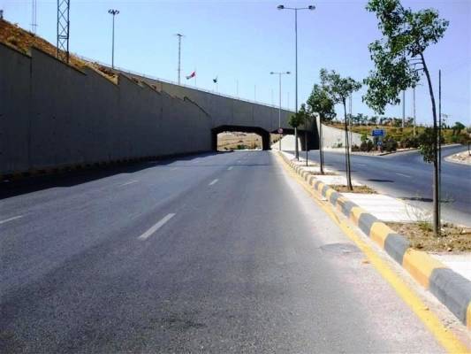 حادث تدهور بشارع الاردن لشاب يتباهى بسرهته على الفيس بوك ..فيديو