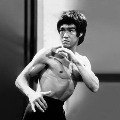 فيديو مشاجرة يحقق 250 ألف مشاهدة والسبب .. شبيه بروسلي