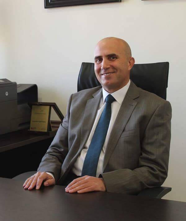 مديرغرفة تجارة العقبة عامر المصري يبارك للدكتور صلحي الشحاتيت