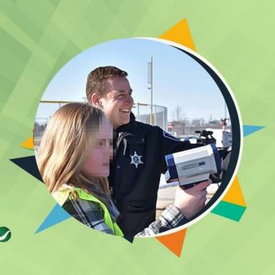 هذا الشرطي اقتحم عالم الشهرة من أوسع الأبواب .. ماذا فعل؟