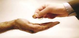 سيدة تتصدّق على صاحب مول بدينار