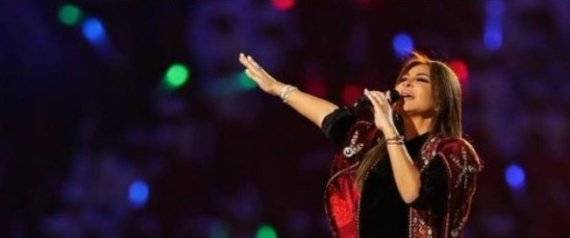 إليسا تغشُّ في حفل بتركمانستان! حاولت مجاملة أهل البلد فورَّطت نفسها