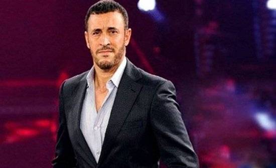 صورة مسربة لشقيق كاظم الساهر تظهر الشبه بينهما... من الأكثر وسامة؟