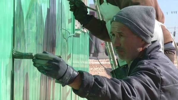 لاجئو الزعتري مُتعطشون للعمل من أجل  لقمة العيش