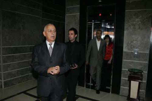 العيسوي يلاحق مواقع اخبارية وأشخاص اساؤوا له