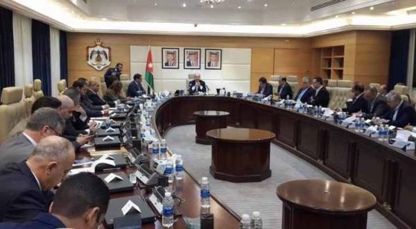 الملقي يبشر الأردنيين بفرص عمل جديدة