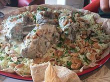 ثلاثيني يطلق زوجته بالثلاثة بسبب المنسف