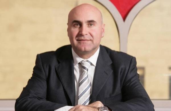 شحاده للبنوك:عليكم النظر للفرص الاستثمارية بالمحافظات