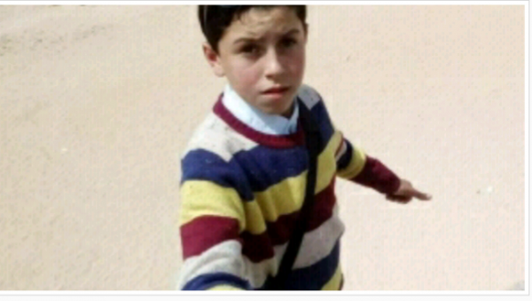 روح الطفل المقابلة تصعد السماء وحقيبته تنتظره