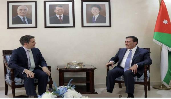 الطراونة يناقش الجرائم الإلكترونية مع السفارة الأمريكية