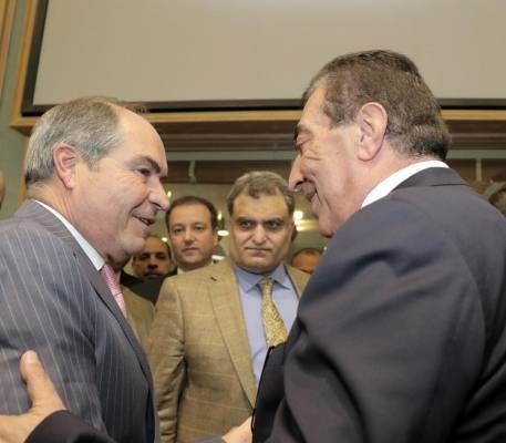 الطراونة عن رفع الخبز: على الحكومة تحمل تبعات القرار