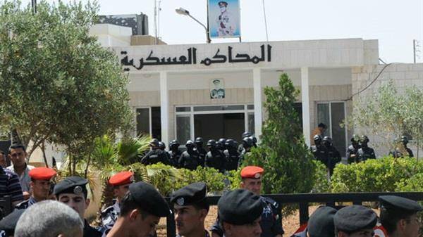 احكام مشددة على 4 من مؤيدي داعش