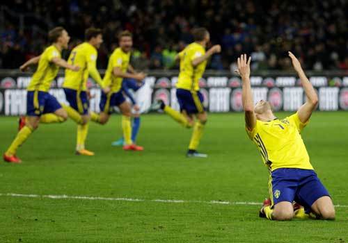 إيطاليا تغيب عن كأس العالم للمرة الأولى منذ 60 عاما والسويد تعبر لروسيا