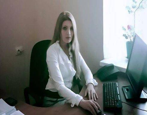 بالفيديو: بسبب الغيرة امرأة تنهال على مذيعة بالضرب!