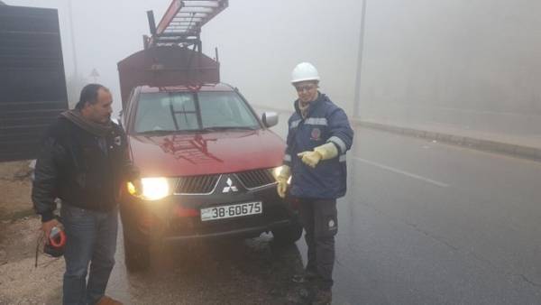 فنيو ومهندسو شركة كهرباء السلط جهود وهمم كبيرة مبذولة