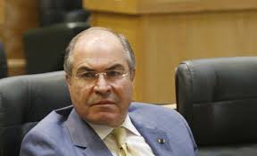 تعميم من الملقي الى الوزارات والدوائر الرسمية!!