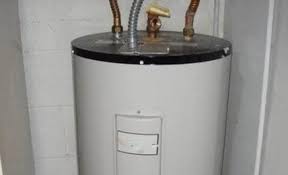 القدر يحالف عائلة في انفجار كيزر بالهاشمي الشمالي