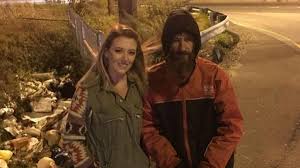 قصة شابة ردت جميلاً لمتشرد.. 20 دولارا أعادتها 110 آلاف