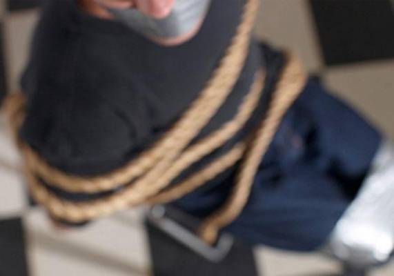 العبدلي .. عصابة تختطف مواطنا والأمن يحرره