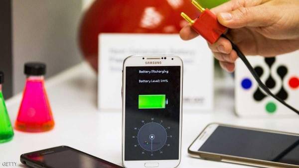 سامسونغ ترفع سقف التحدي بـالبطارية المعجزة