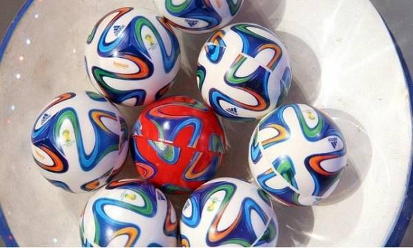 قرعة المونديال.. أيادي العرب على قلوبهم