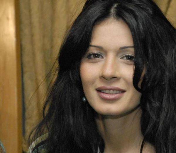 نجلاء بدر تكشف تفاصيل خيانة خطيبها السابق ومواقف صادمة