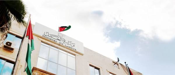 شبهات حول عطاء في وزارة العمل