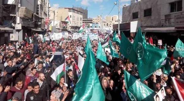 الآلاف في وسط عمان: القدس لنا