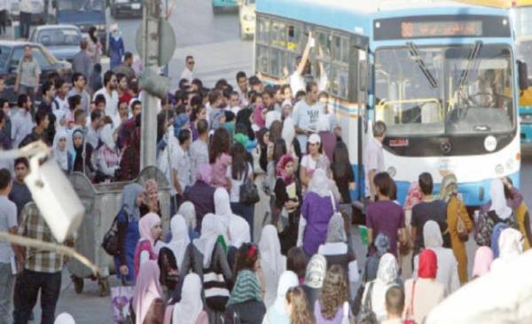 طلبة الجامعات يناشدون الحكومة