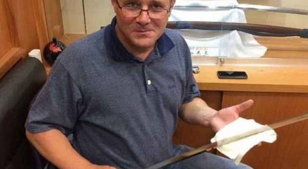 بريطانيا.. خبير بسيوف الساموراي يقتل نفسه