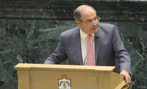 الملقي: يجب منع أي يد أن تمتد على جيوب الأردنيين