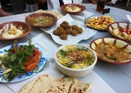 العواد : الصناعة تُماطل بتحديد أسعار قوائم المطاعم الشعبيةمنذ سنة