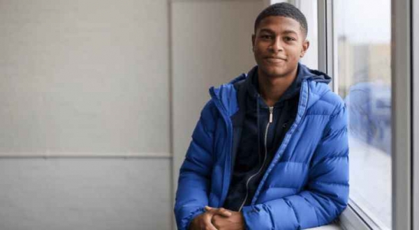 قصة لاعب من ليفربول عانى الأمرين مع العنصرية