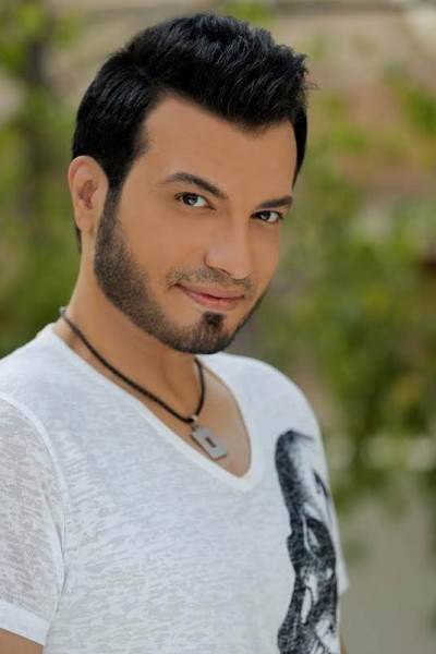 إيهاب توفيق: الإخوان هددوني بقتلي وخطف أولادي بسبب هذه الأغنية