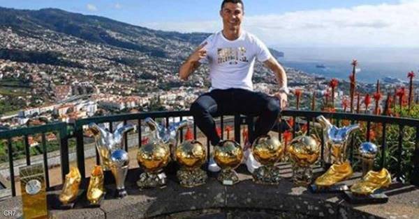 رونالدو: لم أتخيل يوما أن التقط صورة كهذه