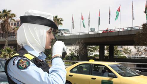 ادارة السير : زودونا بارقام التكاسي التي تطلب اجورا اعلى من التعرفة المقررة