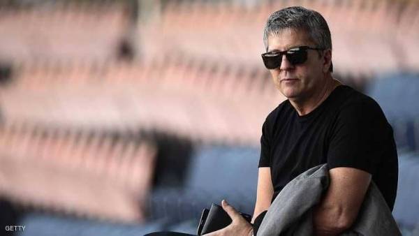 والد ميسي يفسر البند الصادم في عقد برشلونة