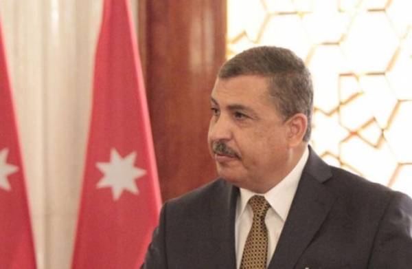 زيارة المرضى مهمة جديدة تسندها الحكومة لوزير العمل