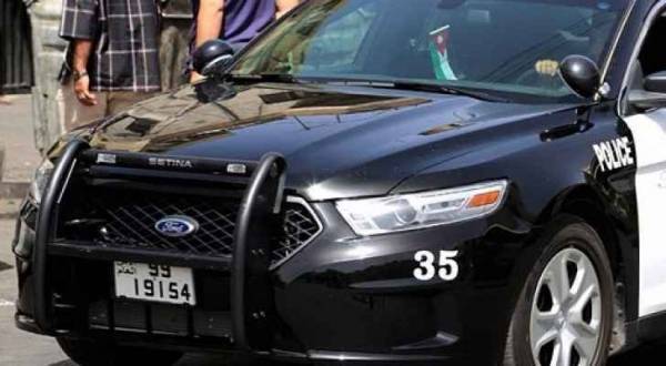 القبض على شخصين اشتركا بتكسير محل تجاري بوسط البلد