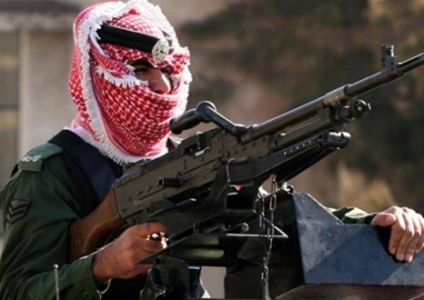 البادية تضبط 4 اشخاص اعتدوا على آخر وقاموا بتصويره