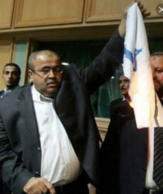 خليل عطية : القدس لنا مهما الزمن طال وكيانكم رغمآ عنكم الى زوال ..